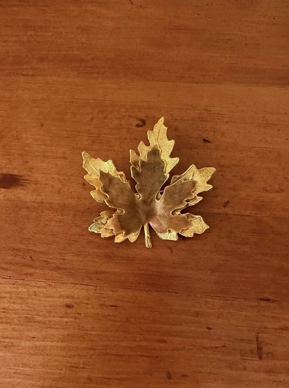 Vintage Maple Leaf Brooch Layered Textured Gold Tone Unsigned Nature Jewelry